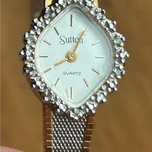 Vintage Armitron Ladies 17mm Watch Two-Tone 10 Diamond Bezel Adjustable Band
